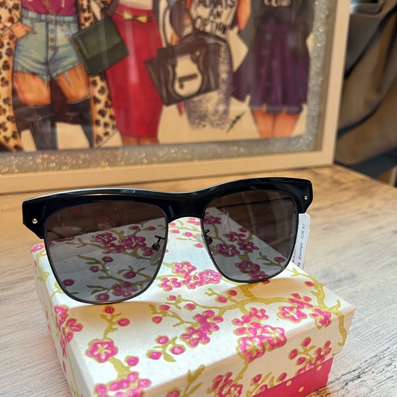 SALE🌻ALEXANDER MCQUEEN unixes sunglasses ✨❤️ - Picture 9 of 16